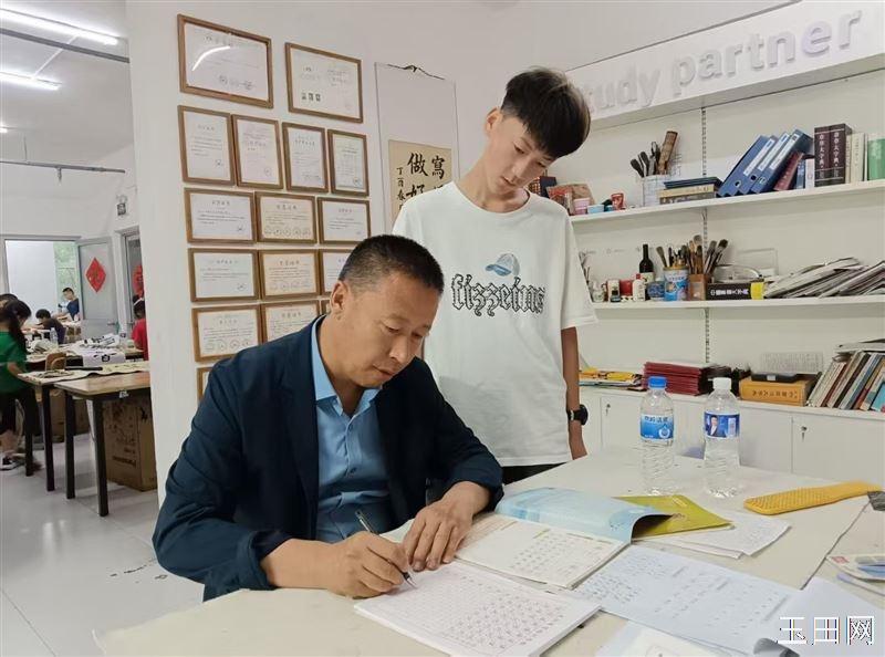 软笔、硬笔，从幼小衔、小学、初中、研究生各年龄段长短期班